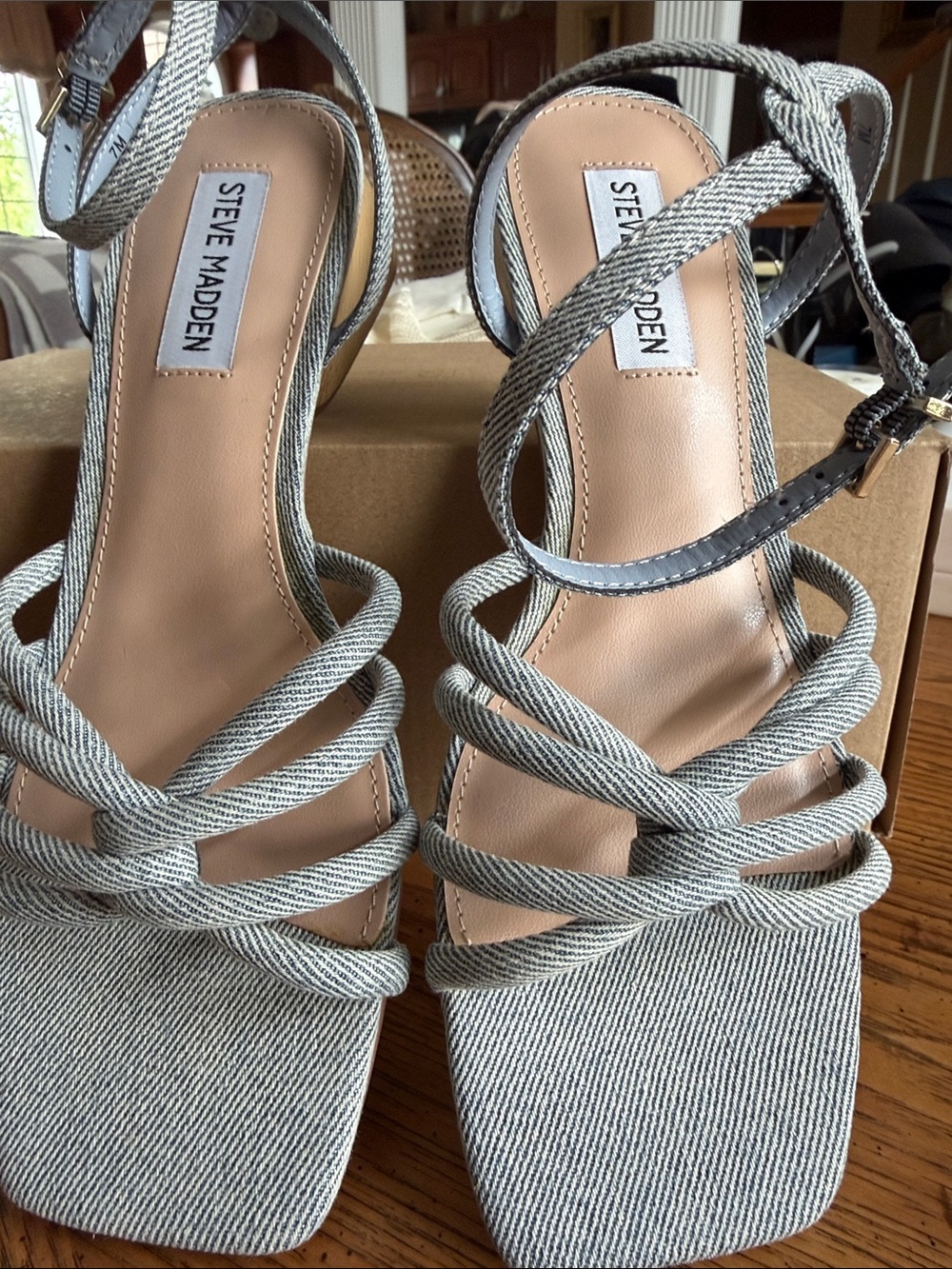 SteveMaddenNWTMinimalistLightDenimFabric laceUpHeelsSandalsSimplicityTrendingS:7